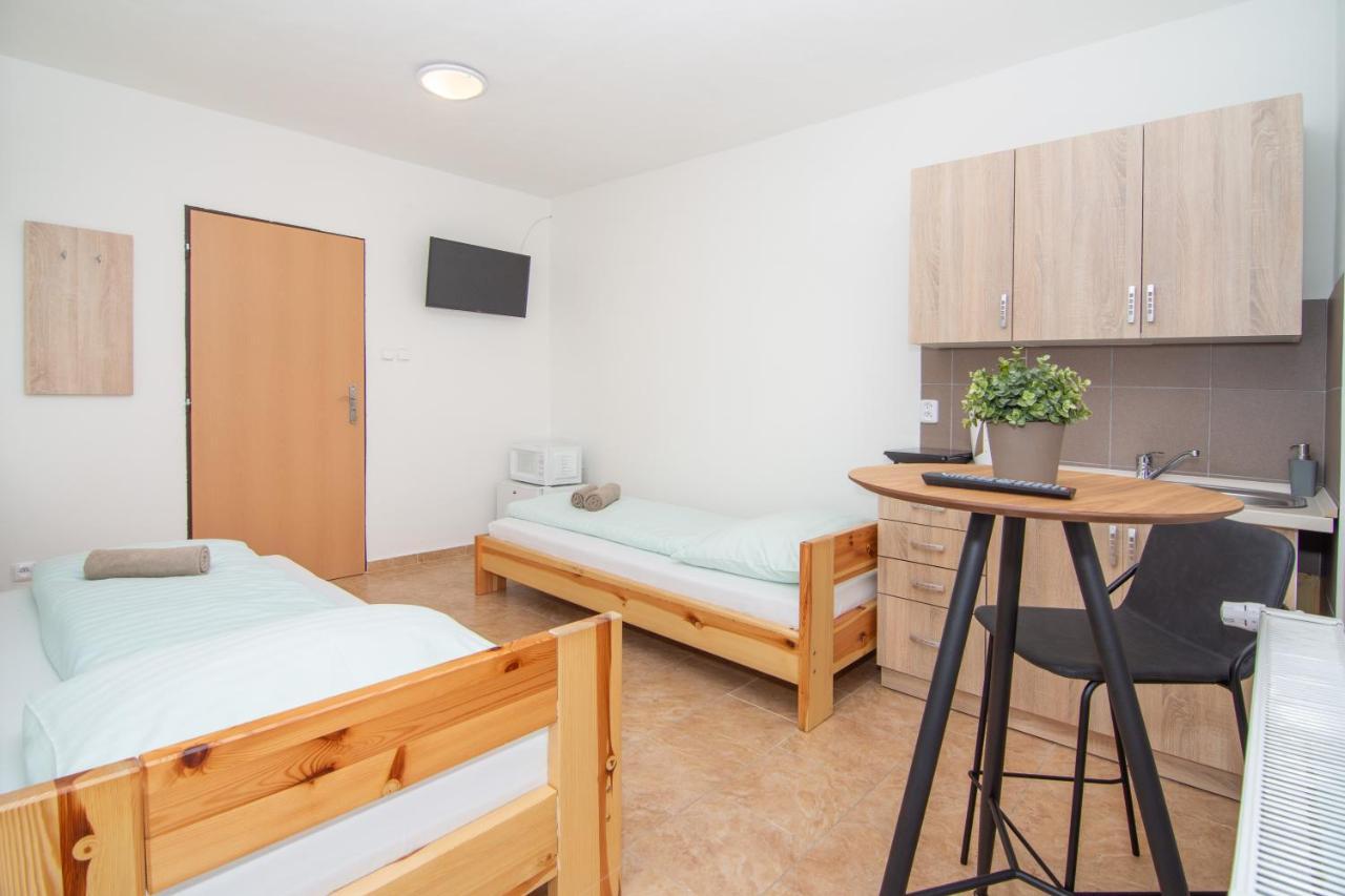 Penzion Anareta Frydek-Mistek Bagian luar foto
