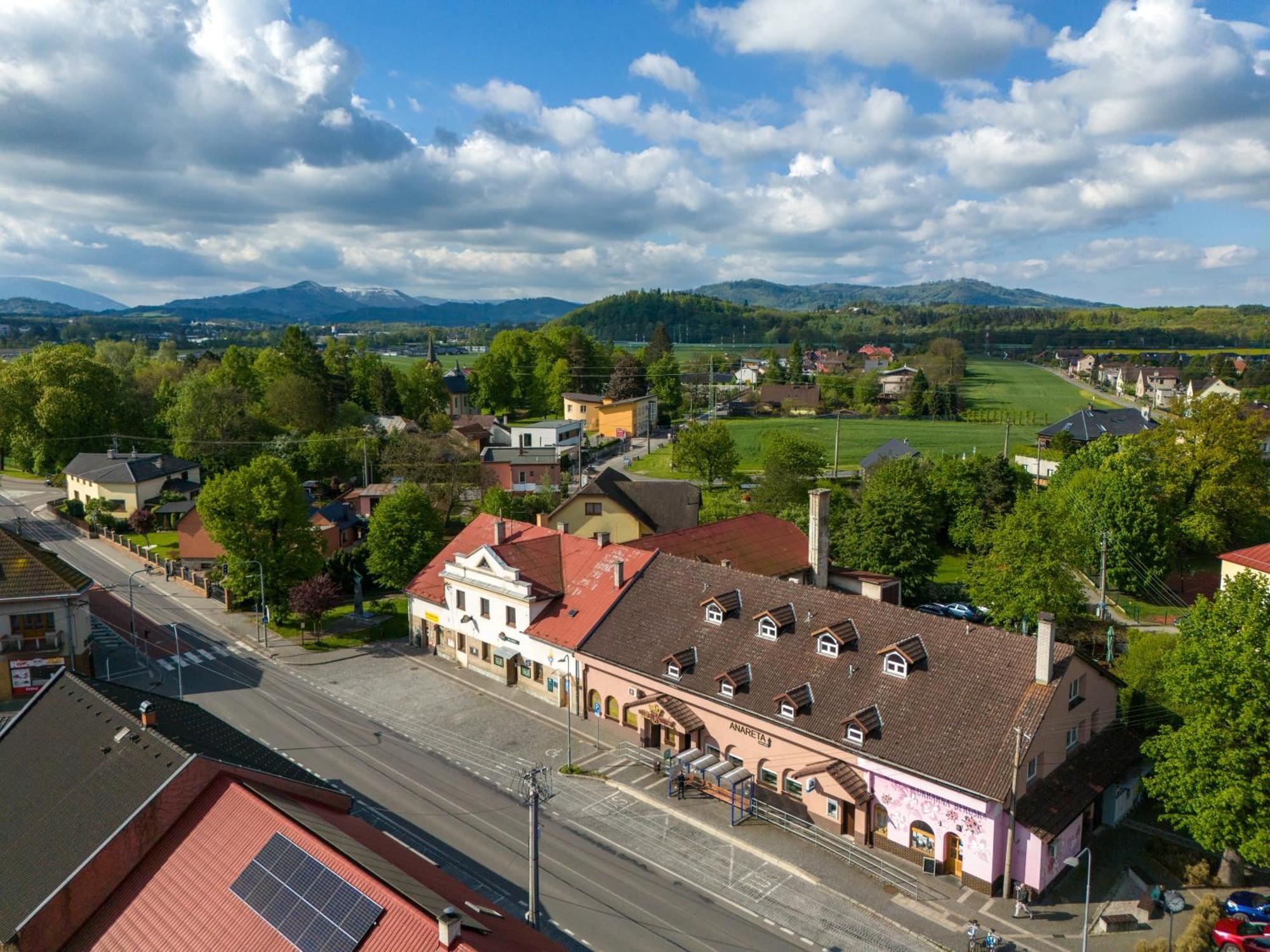 Penzion Anareta Frydek-Mistek Bagian luar foto