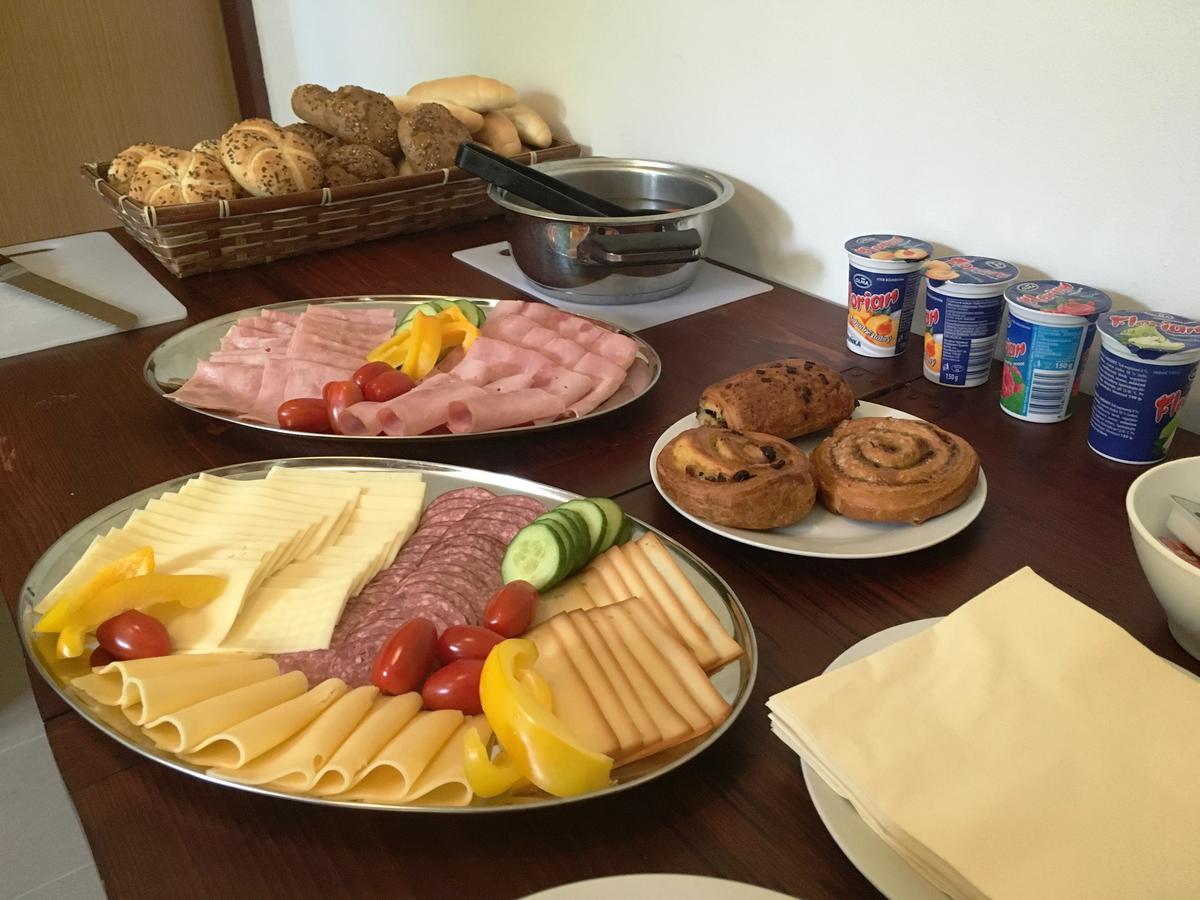 Penzion Anareta Frydek-Mistek Bagian luar foto