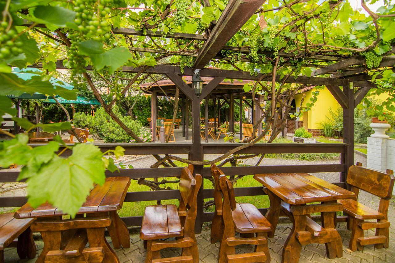 Penzion Anareta Frydek-Mistek Bagian luar foto